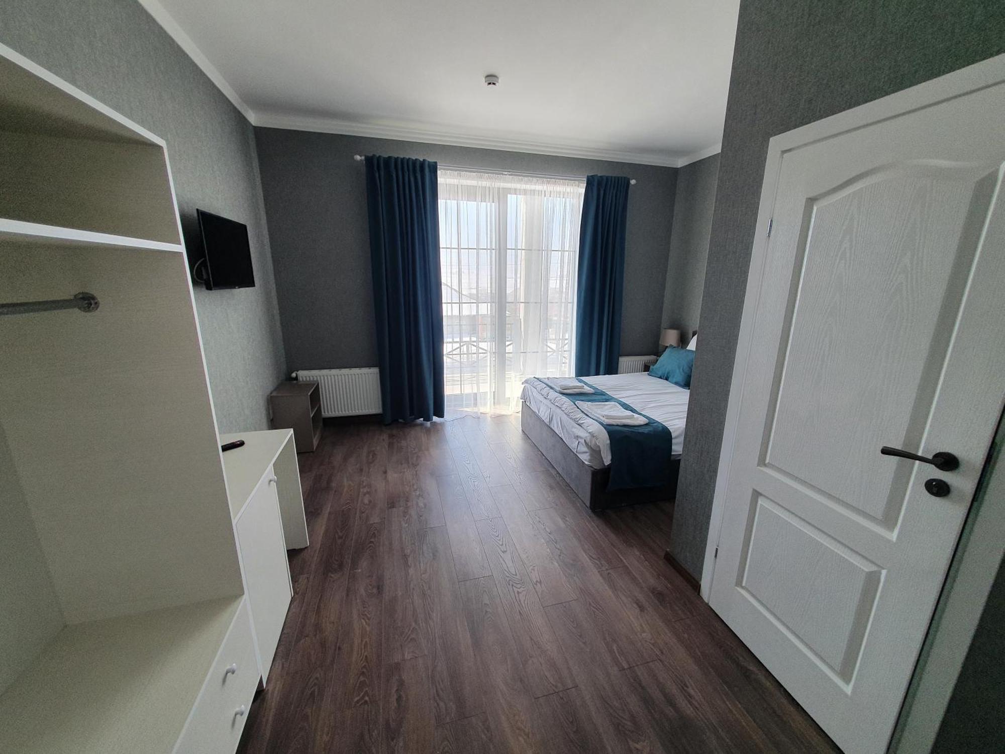 Tsaghkunk Chef House Hotel & Restaurant Sevan Bilik gambar